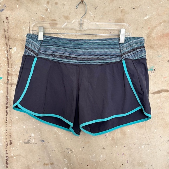 Bundle of Two Lululemon Run Times Shorts, Black and Inkwell Blue - Picture 7 of 9